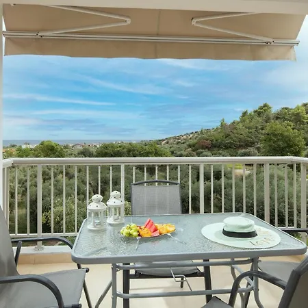 アパートホテル Agrelia 3*