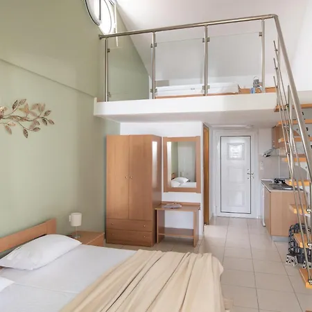 Agrelia アギオス・ニコラオス