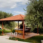 Aparthotel Agrelia 4*