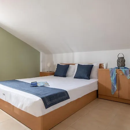 شقة فندقية Agrelia